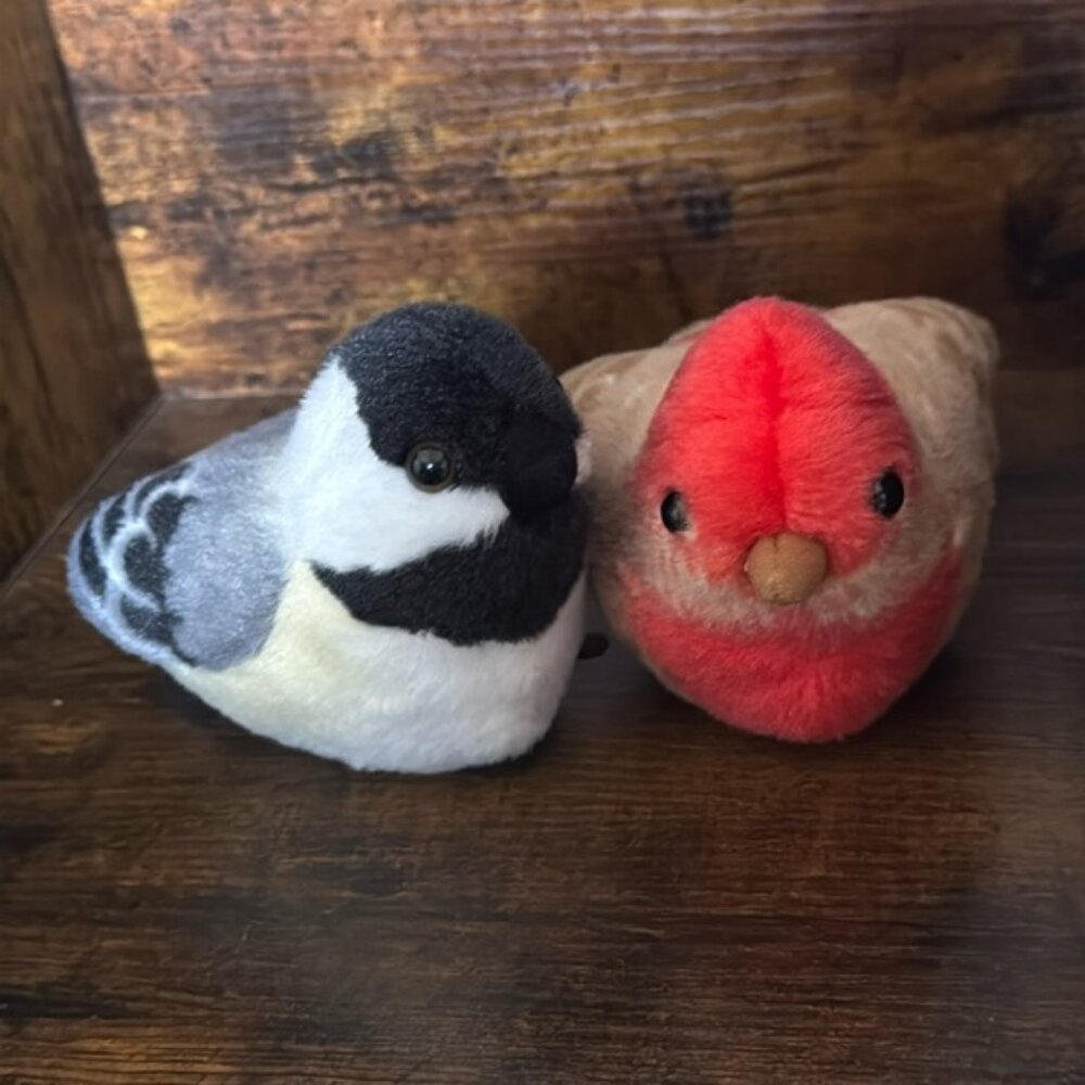 Wild Republic Audubon Birds Chirping Plush Black-Capped Chickadee & Finch